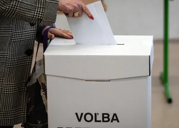 Slovakya’da halk sandık başında