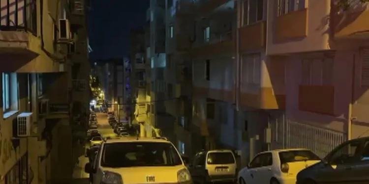 Şüphelendiği çifti takip edip evlerinde vurdu