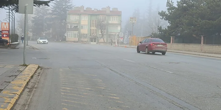 Eskişehir haftanın ilk gününe sisle başladı