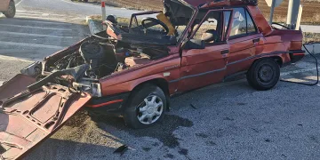 Çorum’da otomobil ile kamyon çarpıştı, sürücü hayatını kaybetti