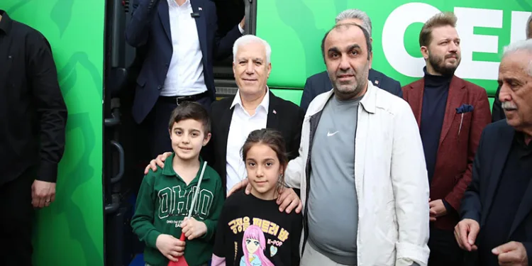 “Nilüfer Türkiye’nin örnek gösterilen ilçelerinden biri oldu”