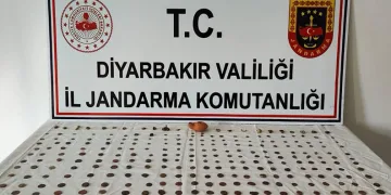 Diyarbakır’da 298 adet tarihi eser ele geçirildi: 7 gözaltı