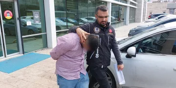 Uyuşturucu ticaretinden tutuklandı