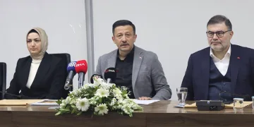 “İzmir için gövdemi ortaya koyuyorum”
