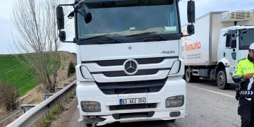 Tırın çarptığı yaya hayatını kaybetti