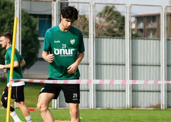 Bursaspor’da hazırlıklar devam ediyor