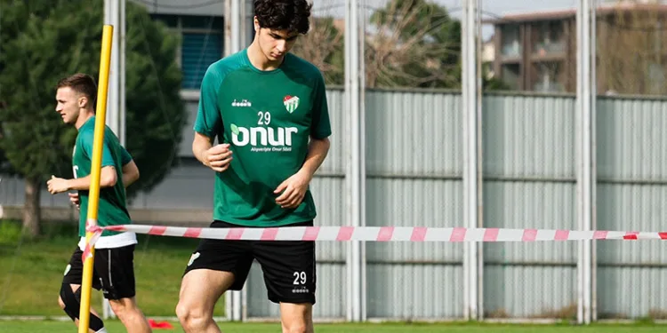 Bursaspor’da hazırlıklar devam ediyor