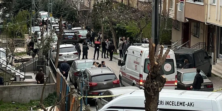 3 çocuk annesi eşini silahla vurarak öldürdü
