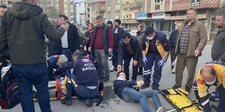 Ordu’da pikap ile motosiklet çarpıştı: 2 yaralı