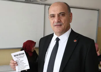 Seçim bitmeden kazandığını ilan etti