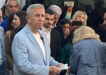 Mansur Yavaş, oyunu kullandı