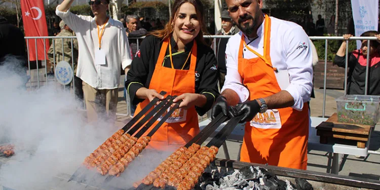 Tanıtım bahane, kebap ve şırdan şahane