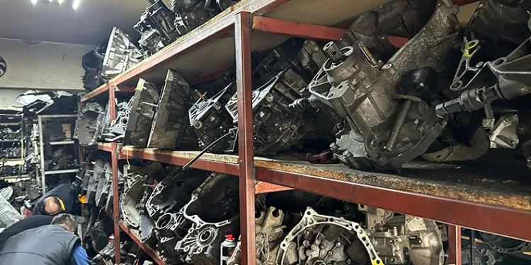 Kayseri’de 15 adet kaçak otomobil motoru ele geçirildi