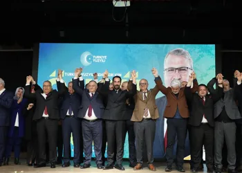 Yunusemre Başkan adayı Çerçi projelerini açıkladı