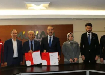 Ankaralı iş adamlarından Filistin’e bebek maması yardımı