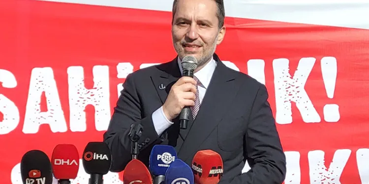 “En çok konuşulan parti Yeniden Refah Partisi”