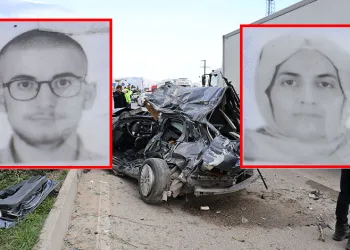 Otomobil ve midibüs çarpıştı: 2 ölü 14 yaralı