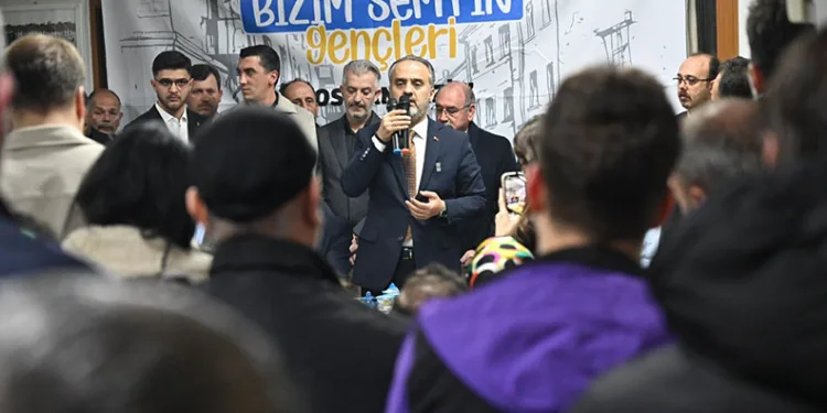 Alinur Aktaş: “Nilüfer’de kaç kulübe tesis yaptın”
