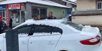 Karlıova’da kar yağdı