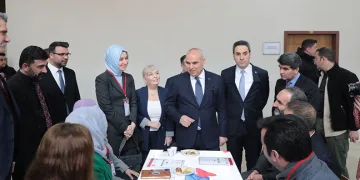 Ağrılı kadınlar “Anne Akademisi” ile güçlenecek