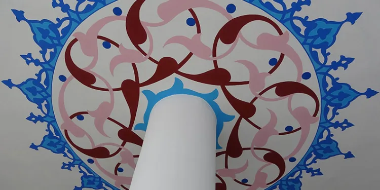 Cami duvarlarına Osmanlı motifleri