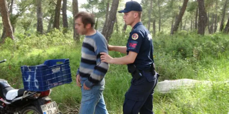Anne ve kızına şiddet uygulayan şahıs tutuklandı