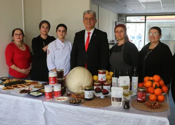 Afetzede kadınlar hayata tutundu