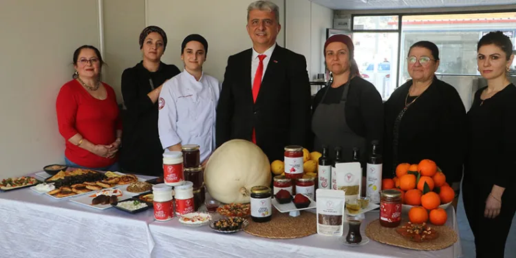Afetzede kadınlar hayata tutundu