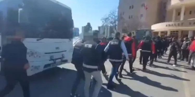 Şanlıurfa’da suç örgütü operasyonu: 13 tutuklama