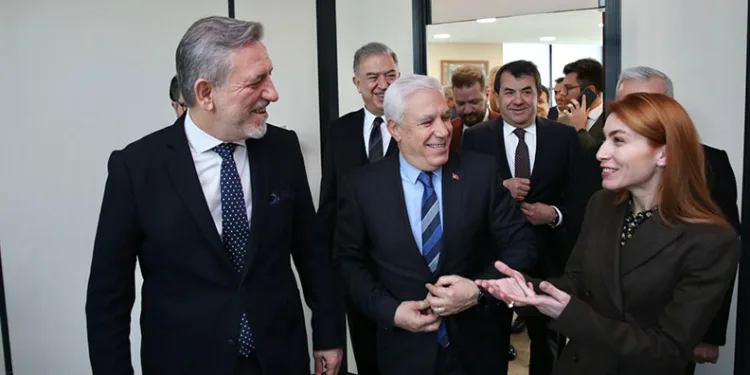 Mustafa Bozbey’den Burkay’a ziyaret