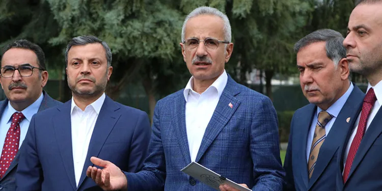 “Mersin-Adana-Gaziantep hızlı tren hattı açılıyor”