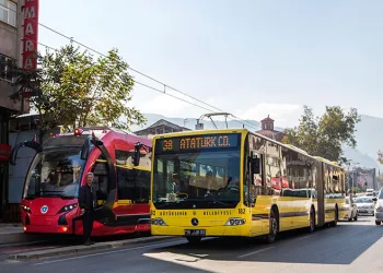 Bursa’da kadınlara ücretsiz ulaşım