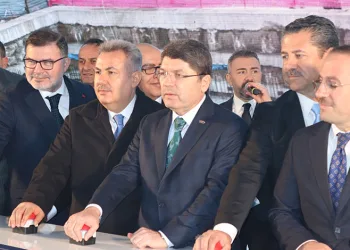 “Tüm temel kanunlarımızı çağın ihtiyaçlarına uygun hale getirdik”
