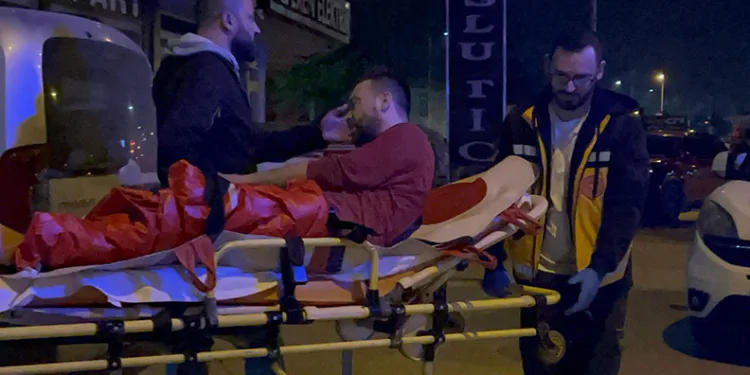 Bursa’da silahla oynarken kendini vurdu