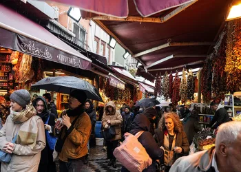 Yağmur, Ramazan alışverişine engel olmadı