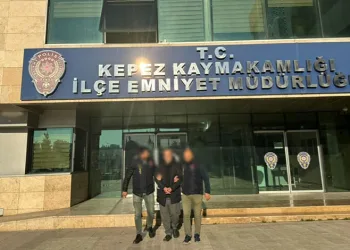 Antalya’da aranan 2 hükümlü yakalandı