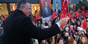 Arsuzlular, Başkan Savaş’ı bağrına bastı