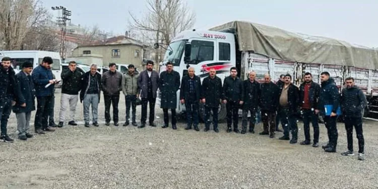 Özalp’te 74 çiftçiye 9 bin 895 kilo tohum dağıtıldı