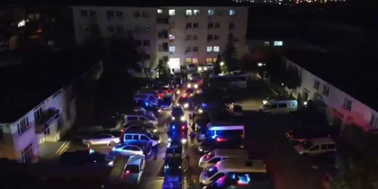 Eylem hazırlığındaki 33 DEAŞ mensubu yakalandı