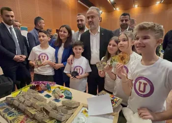 Girişimci çocuklar fuarda