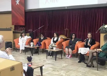 “Kadınların eşit şartlara sahip olduğu her alan büyür”