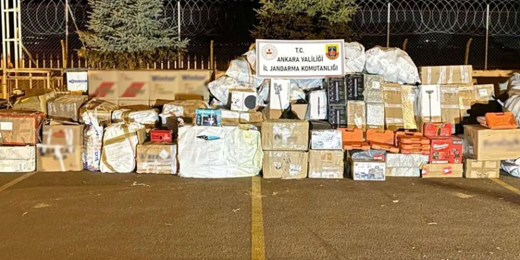 Başkentte gümrük kaçakçılarına operasyon