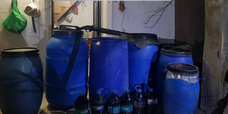 Şarköy’de 1 ton 150 litre el yapımı şarap ele geçirildi