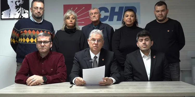 Deniz Dalgıç ‘Halkçı Belediyecilik Taahhütnamesi’ni imzaladı