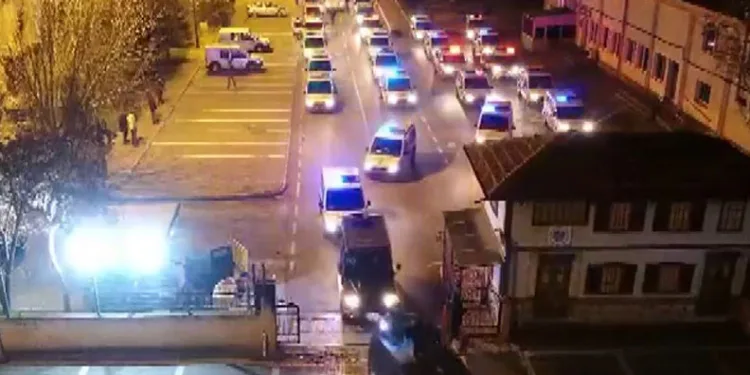 Kayseri’de ‘yılanlar grubu’ çetesi çökertildi: 22 gözaltı