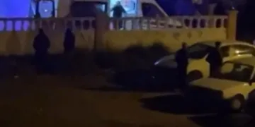 Kıskançlık yaşadığı karısını bıçaklayarak öldürdü