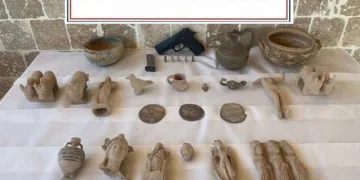 23 parça tarihi eserle yakalandı