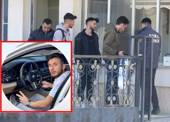 Silahla oynarken arkadaşını vurarak öldürdü