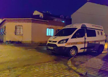Bursa’da tartıştığı kardeşini bıçakla ağır yaraladı