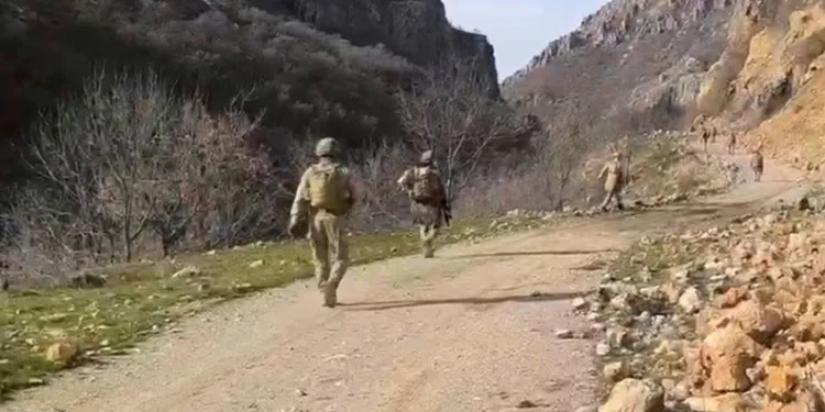 Bitlis’te mühimmat ve yaşam malzemesi ele geçirildi